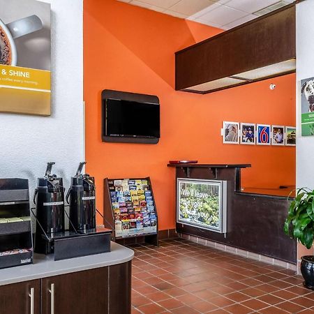 Motel 6 Oakdale, Ca Екстер'єр фото