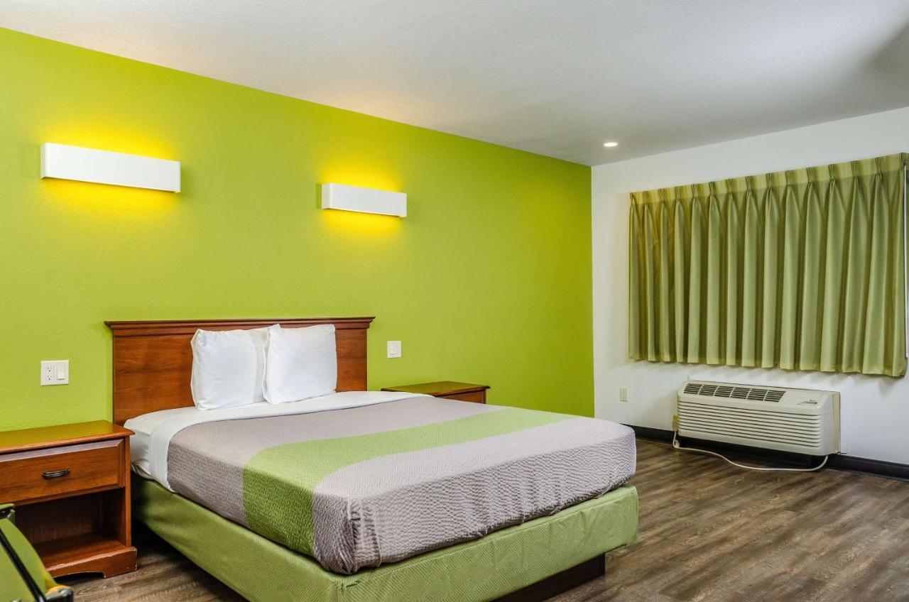 Motel 6 Oakdale, Ca Екстер'єр фото