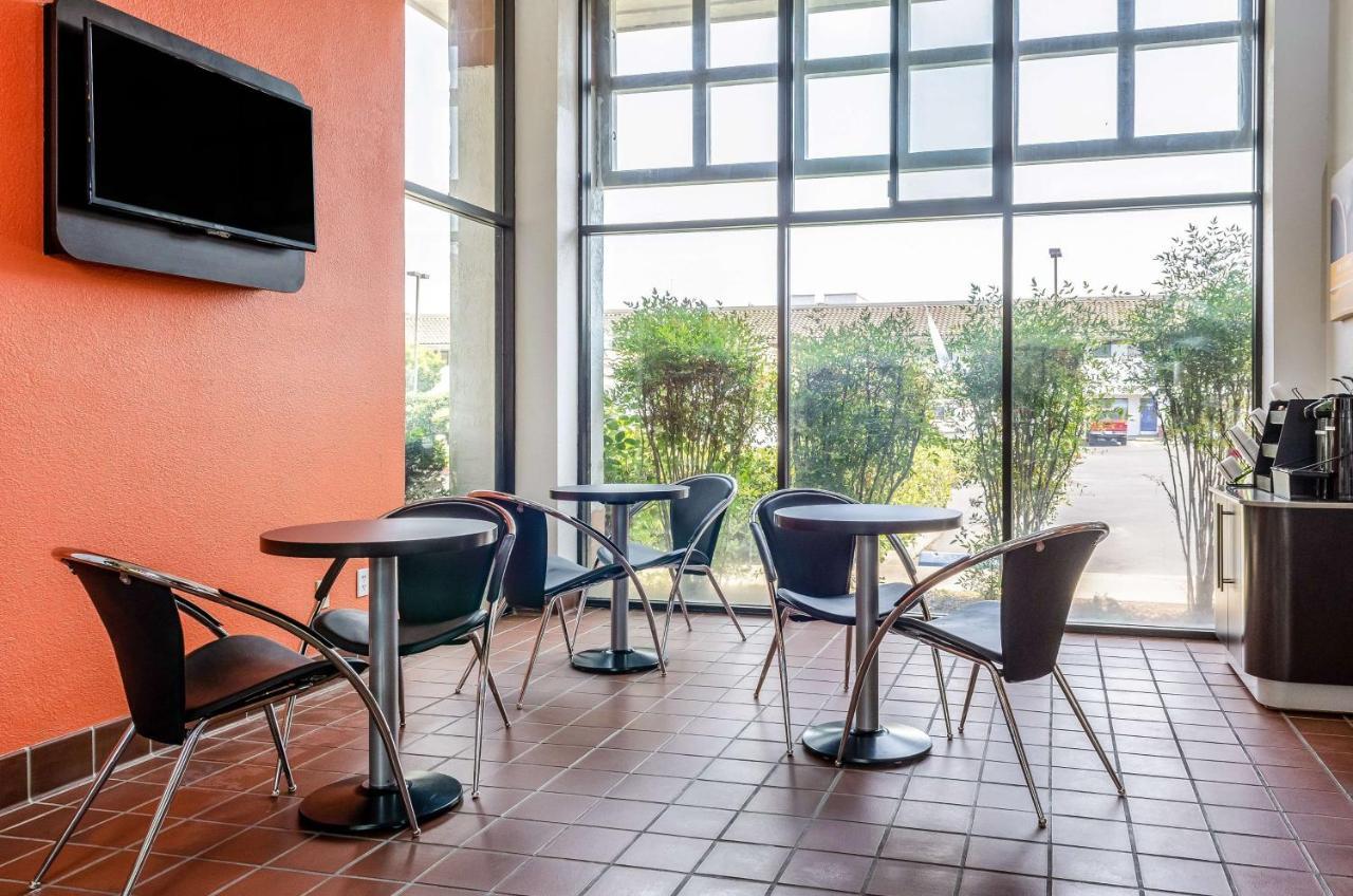 Motel 6 Oakdale, Ca Екстер'єр фото