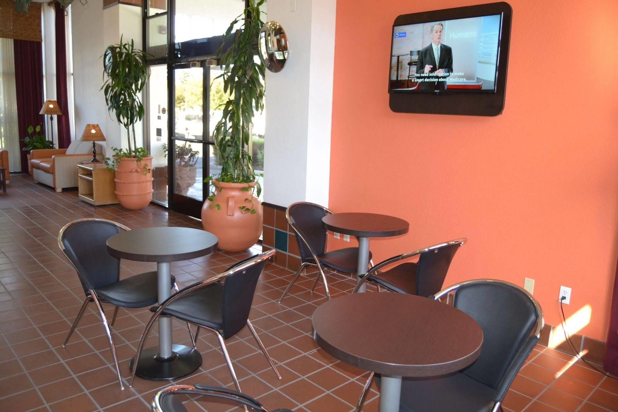 Motel 6 Oakdale, Ca Екстер'єр фото