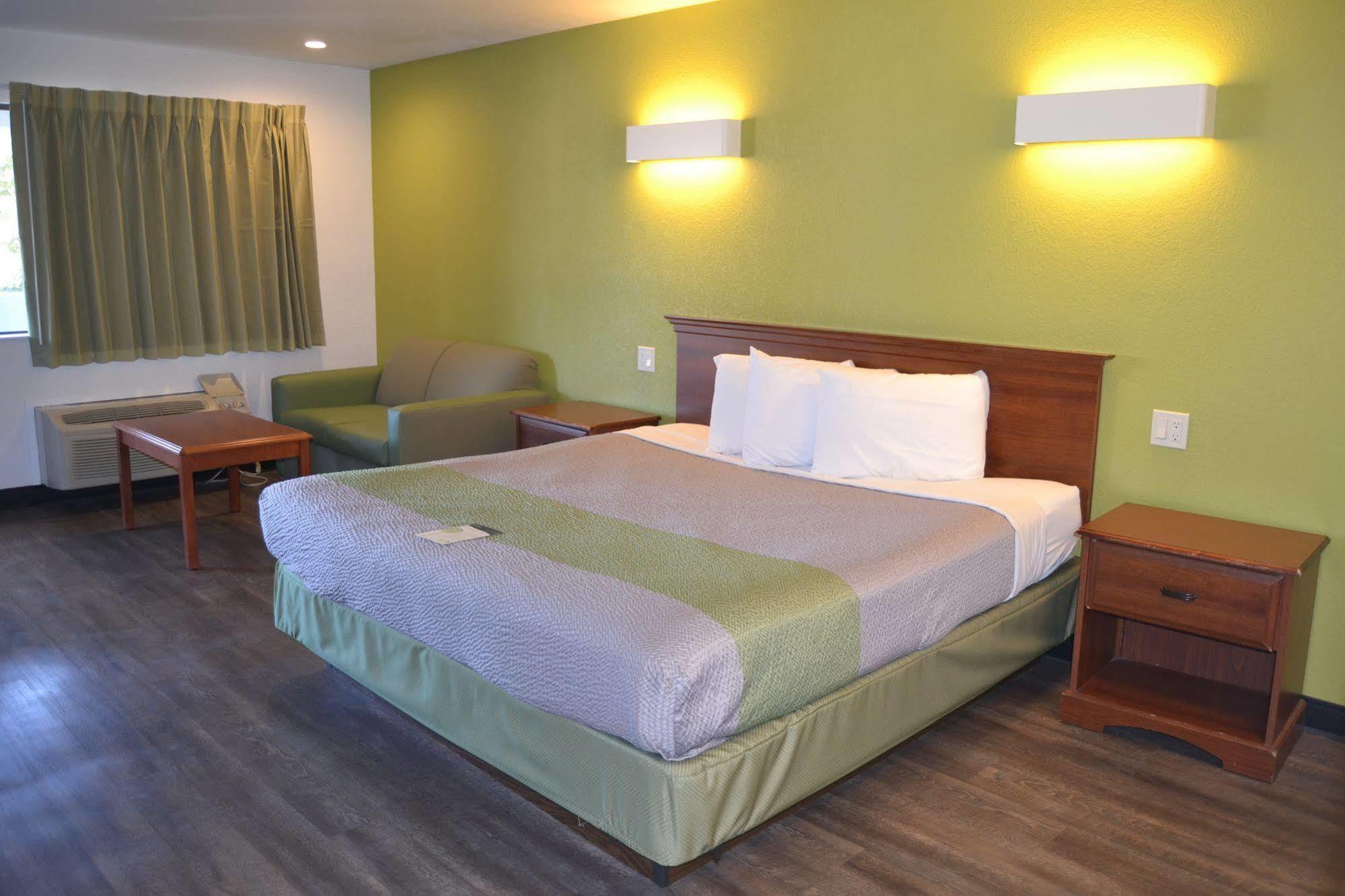 Motel 6 Oakdale, Ca Екстер'єр фото