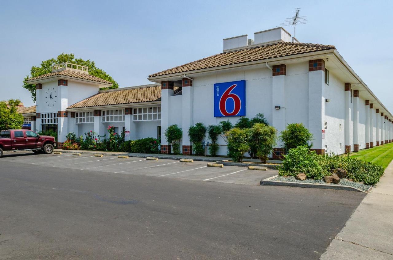 Motel 6 Oakdale, Ca Екстер'єр фото
